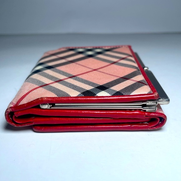 Burberry PINK kisslock compact wallet - Picture 5 of 10